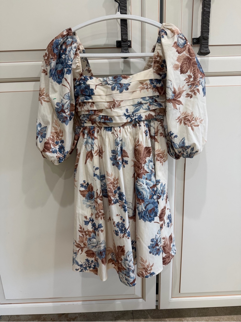 New Abercrombie & Fitch Emerson Cream Floral Square-Neck Puff Sleeve Dress (121) - Picture 3 of 8